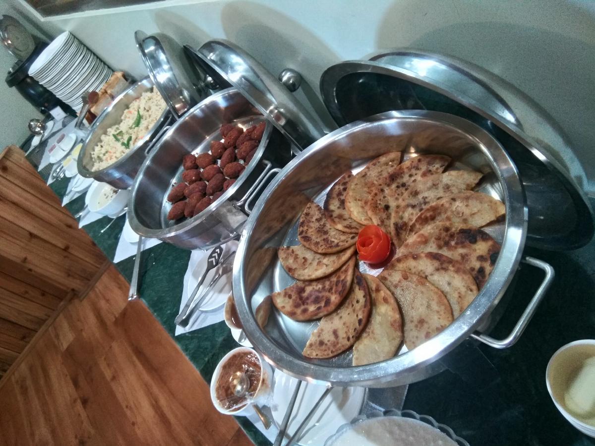 Hotel Tarayana Grand Gangtok Ngoại thất bức ảnh